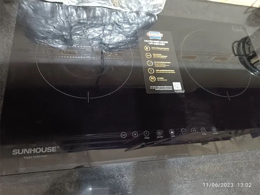 Khách hàng review Bếp từ đôi lắp âm Sunhouse SHB9111MT 1
