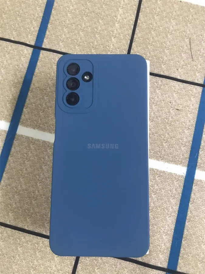 Khách hàng review Điện thoại Samsung Galaxy A04s 3