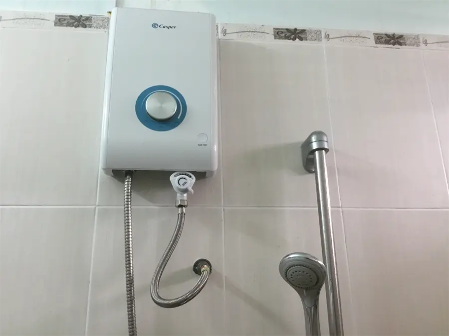 Khách hàng review Máy nước nóng trực tiếp Casper 4500W EN-45TH11 5