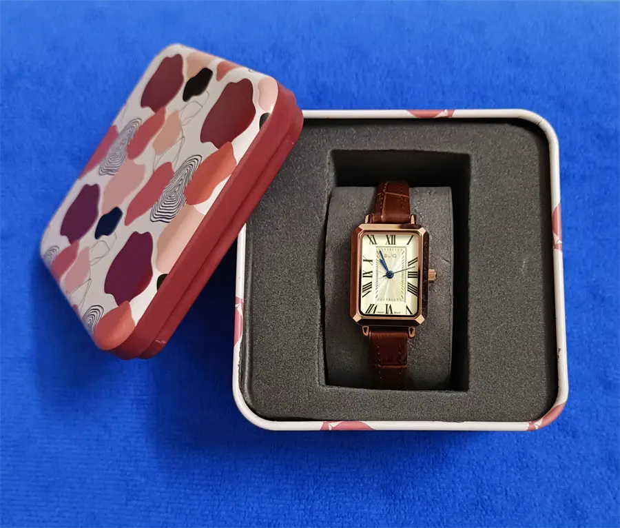 Khách hàng review Đồng hồ ELIO 21 mm Nữ EL090-01 4