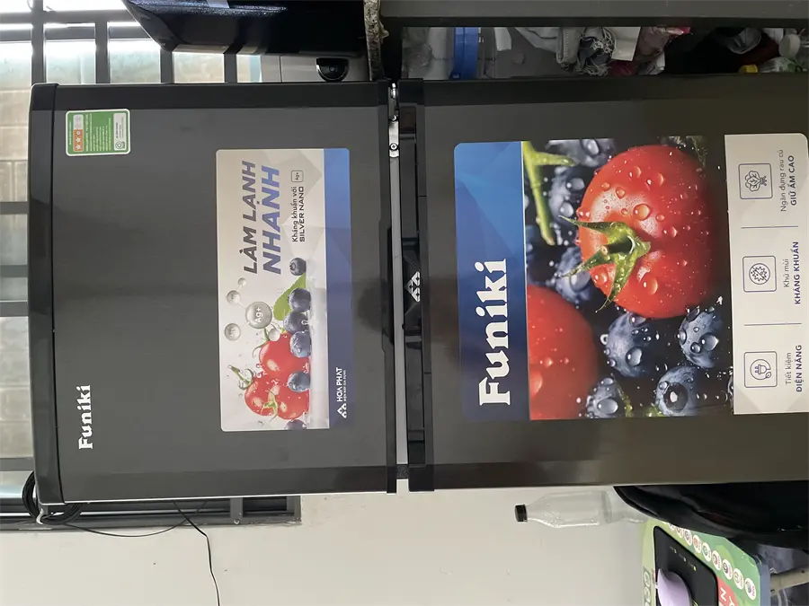hách hàng review Tủ lạnh Funiki 120 lít HR T6120TDG 6