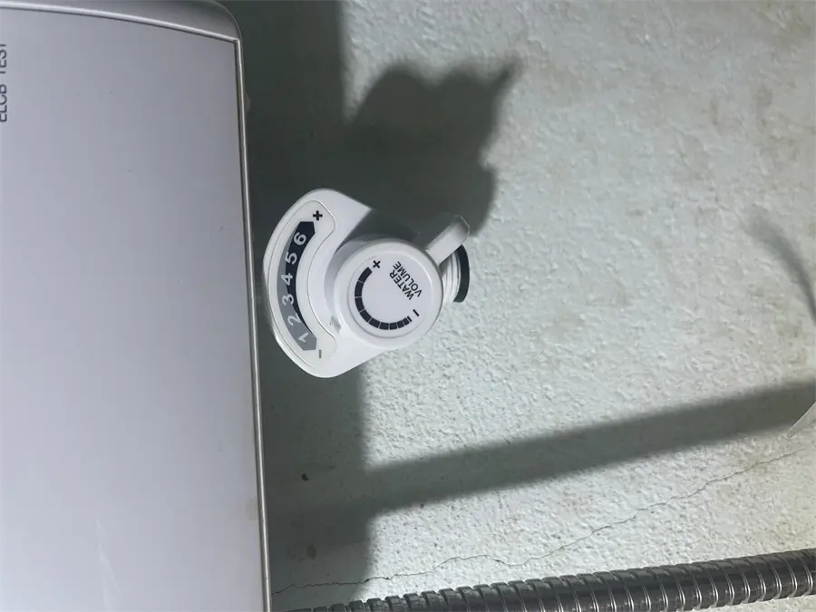 Khách hàng review Máy nước nóng trực tiếp Casper 4500W EN-45TH11 1