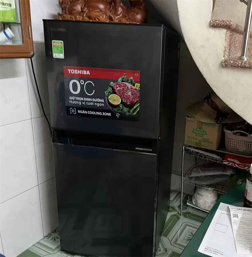 Khách hàng review Tủ lạnh Toshiba Inverter 180 lít GR-RT234WE-PMV(52) 15