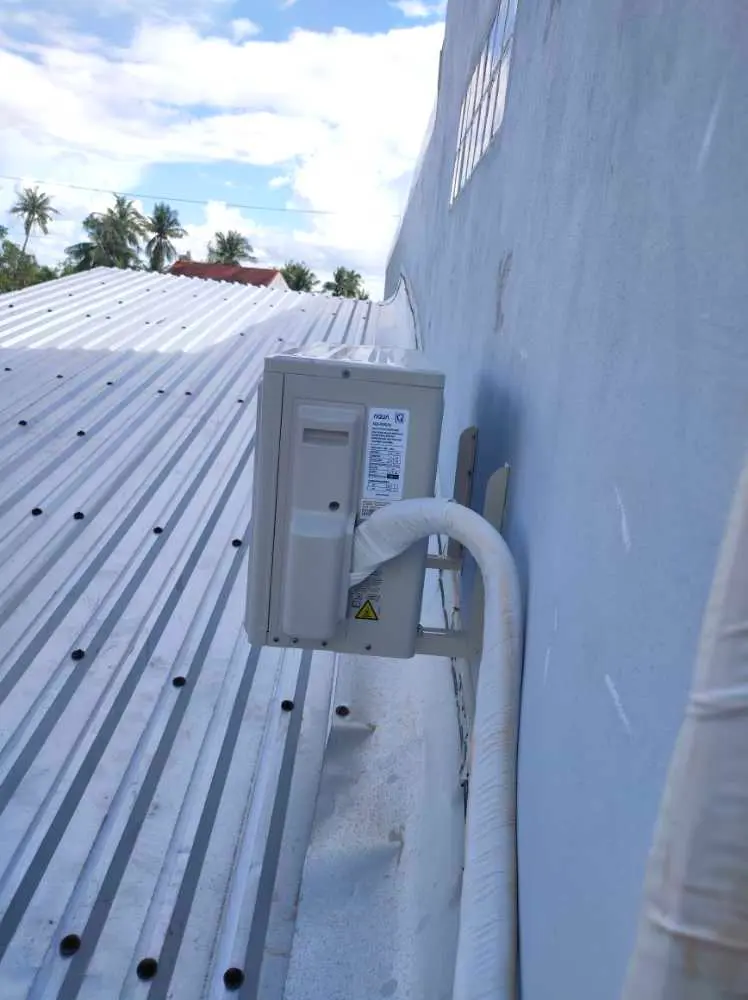 Khách hàng review Máy lạnh Aqua Inverter 1 HP AQA-RV9QA 5