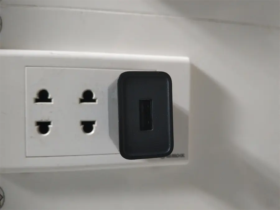 Khách hàng review Adapter sạc USB 10W Mophie 3