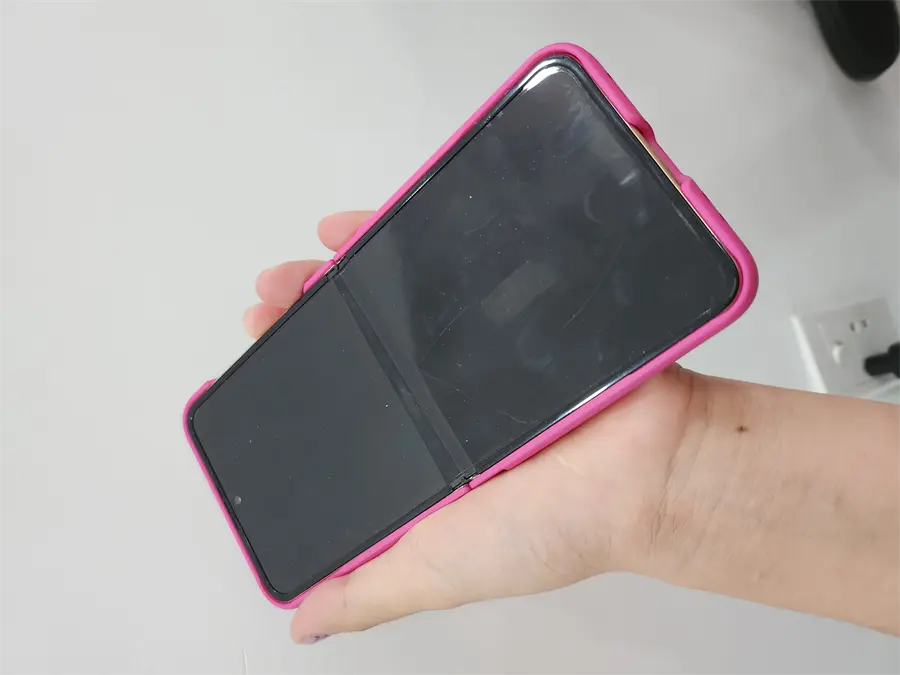 Khách hàng review Điện thoại Samsung Galaxy Z Flip4 5G 128GB 1