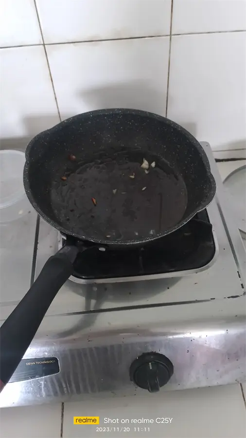 Khách hàng review Chảo nhôm chống dính vân đá đáy từ 24 cm Kangaroo KG661S 1