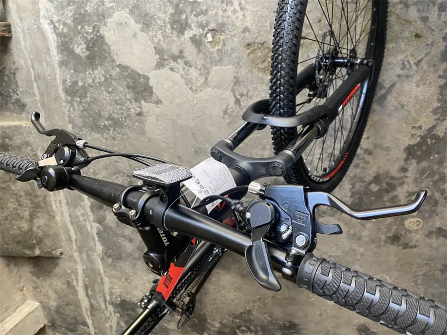 Khách hàng review Xe Đạp Địa Hình MTB Totem W760 29 inch Size M 3