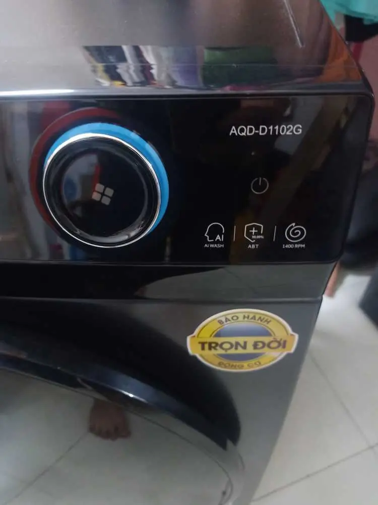 Khách hàng review Máy giặt Aqua Inverter 11 kg AQD- D1102G BK 4