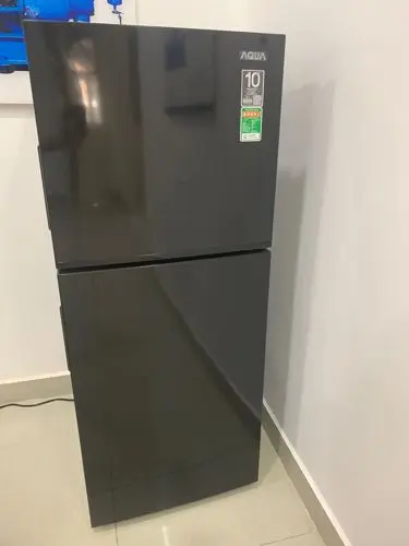 Khách hàng review Tủ lạnh Aqua Inverter 189 lít AQR-T220FA(FB) 13