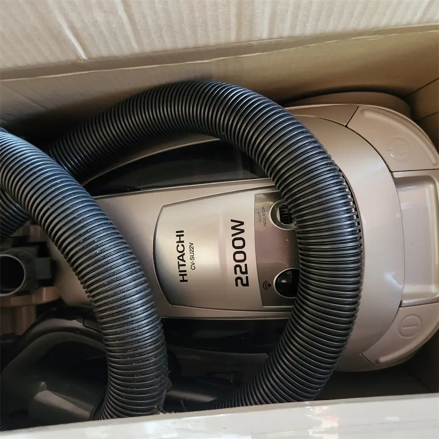 Khách hàng review Máy hút bụi dạng hộp Hitachi CV-SU22V RC 2