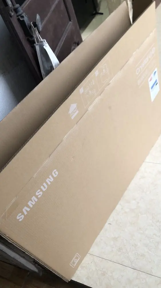Khách hàng review Smart Tivi Samsung 4K Crystal UHD 43 inch UA43BU8000 8