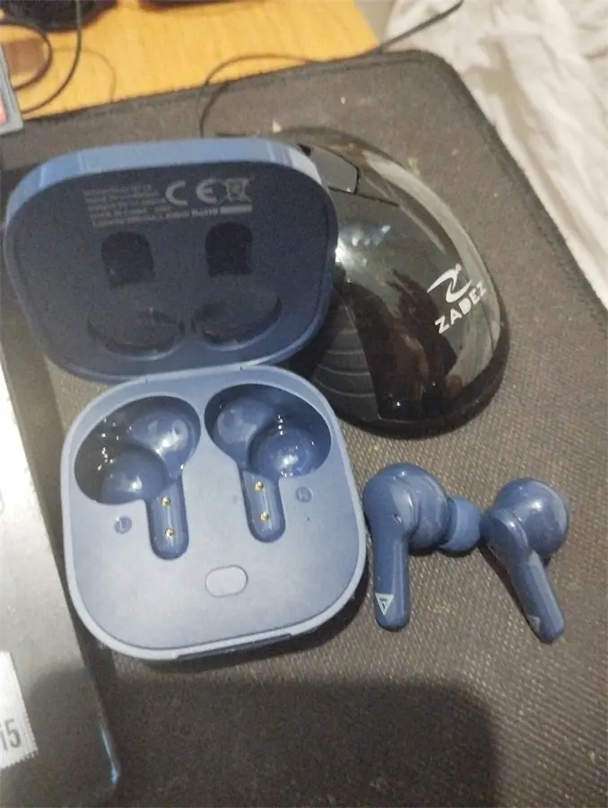 Khách hàng review Tai nghe Bluetooth True Wireless Rezo QT13 2