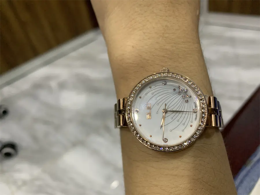Khách hàng review Đồng hồ ELIO Flower 32 mm Nữ ES119-03 1