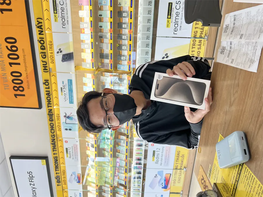 Khách hàng review Điện thoại iPhone 15 Pro Max 256GB 54