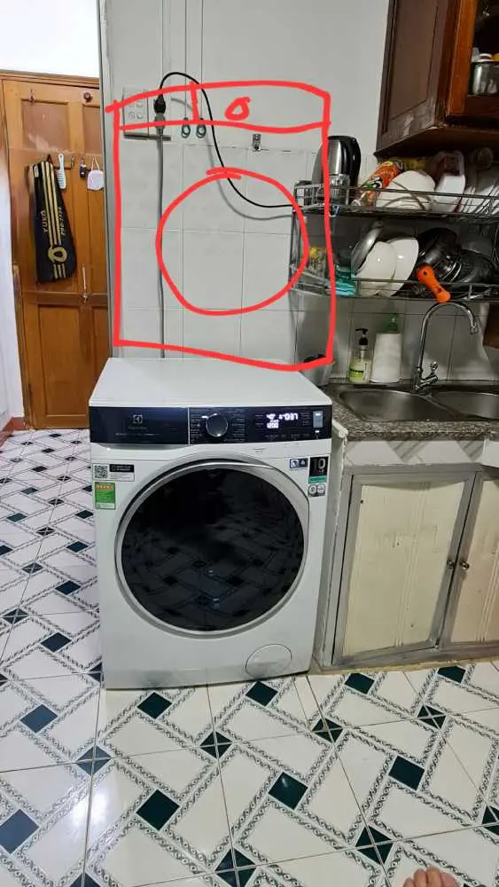 Khách hàng review Máy giặt Electrolux UltimateCare 700 Inverter 10 kg EWF1042Q7WB 1