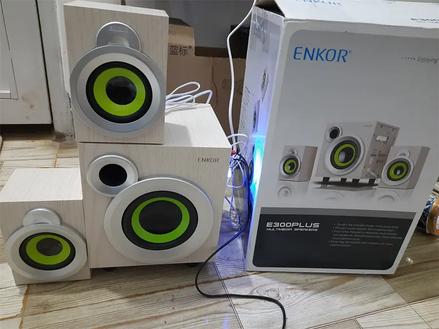 Khách hàng review Loa vi tính Enkor E300 Plus 2