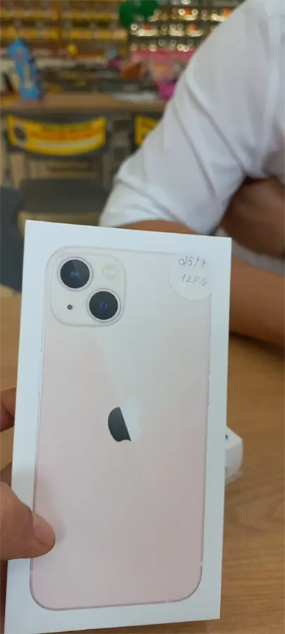 Khách hàng review Điện thoại iPhone 13 128GB 28