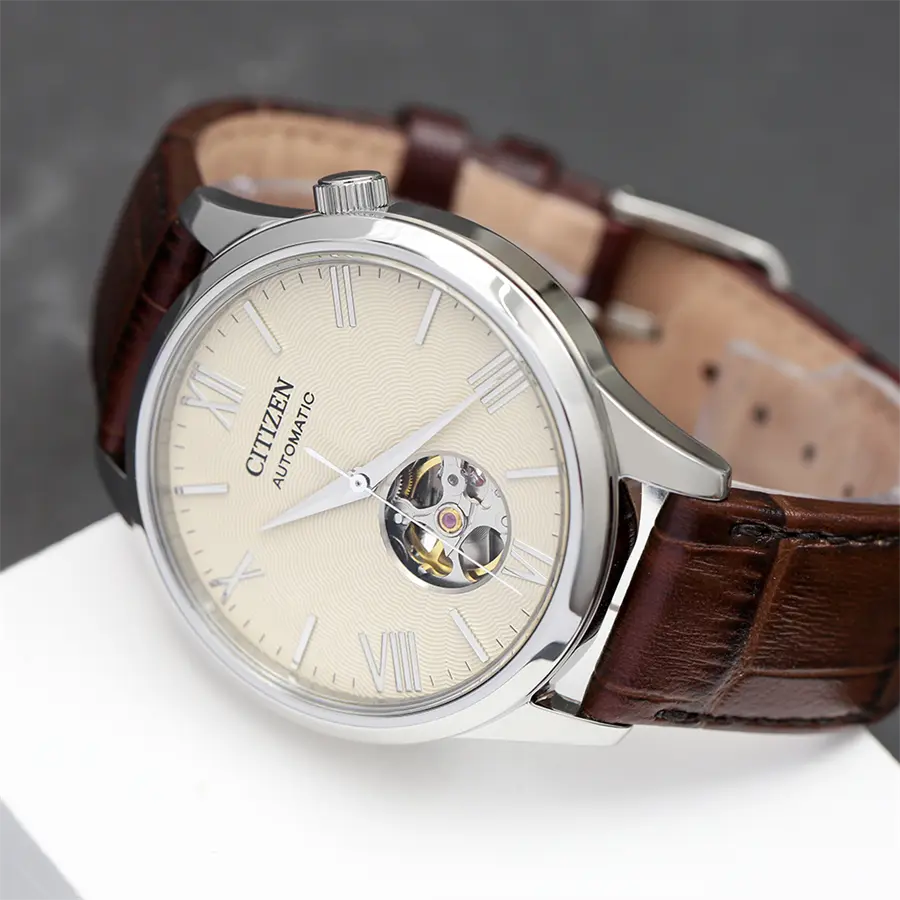 Khách hàng review Đồng hồ Citizen Sunshine and Luna 40 mm Nam NH9130-17A 3