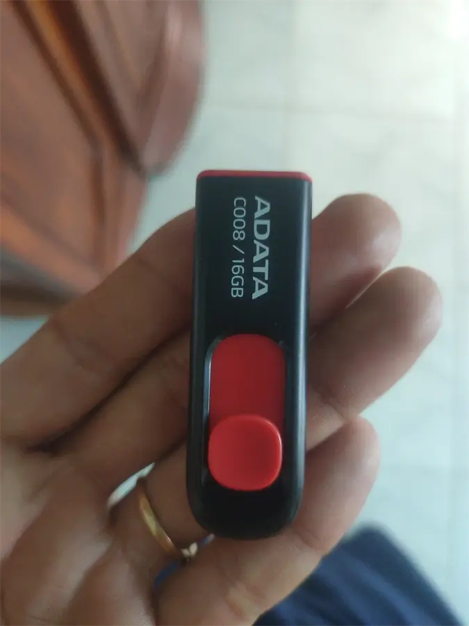 Khách hàng review USB 2.0 16GB Adata AC008 3