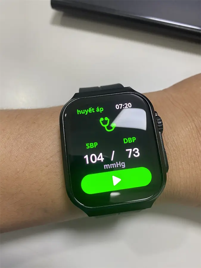 Khách hàng review BeFit Watch Ultra S 52.1mm dây silicone 3