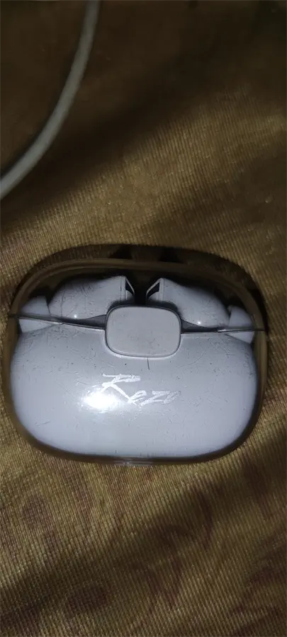 Khách hàng review Tai nghe Bluetooth True Wireless Rezo Air 18