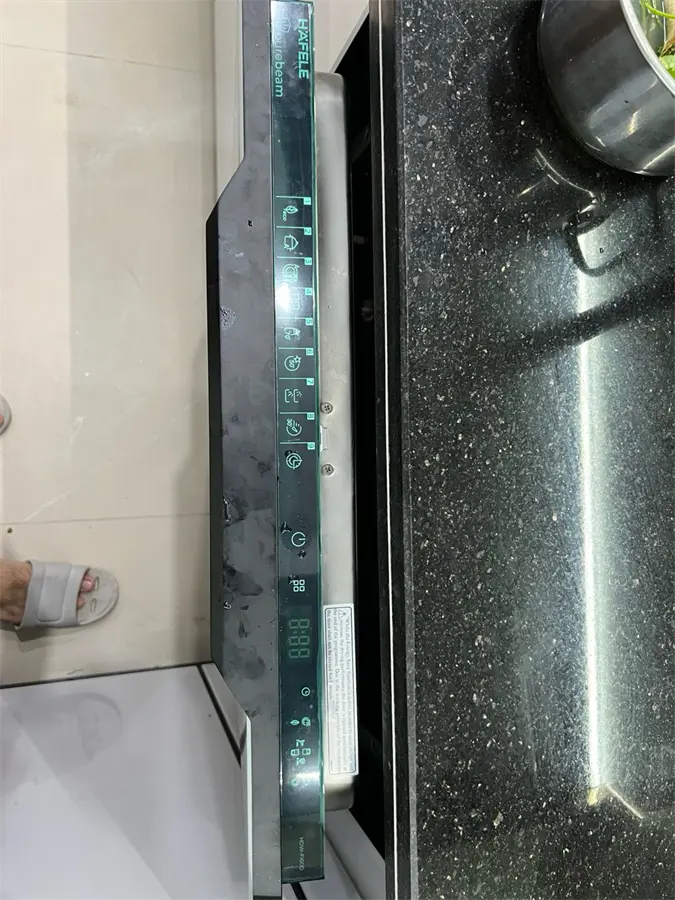 Khách hàng review Máy rửa chén âm tủ Hafele HDW-FI60D (533.23.320) 2