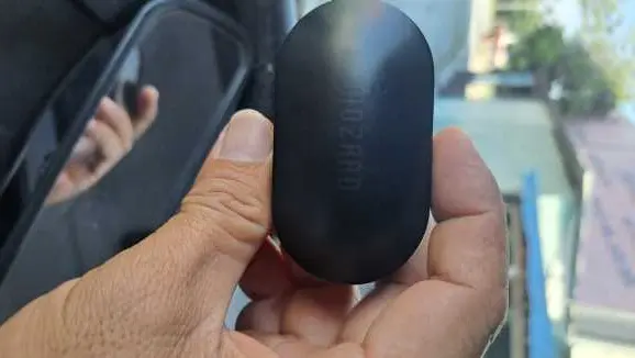 Khách hàng review Tai nghe Bluetooth True Wireless Mozard Air 3 1