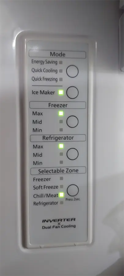 Khách hàng review Tủ lạnh Hitachi Inverter 349 lít R-FVY480PGV0 GBK 1