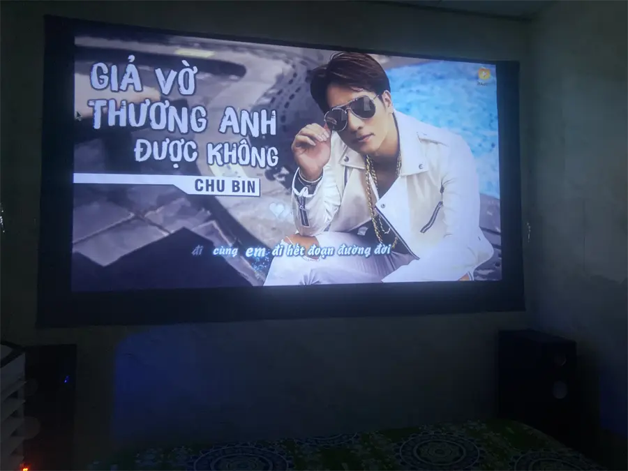 Khách hàng review Máy chiếu Wanbo Full HD X1 3