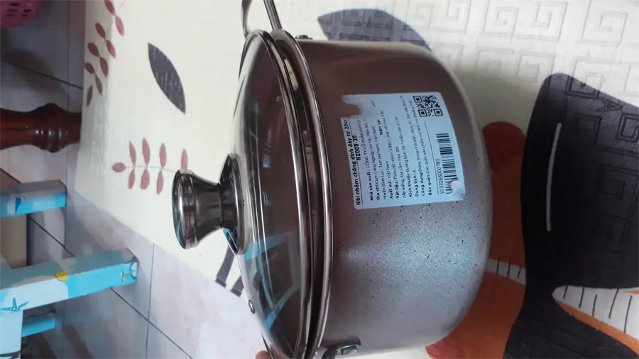 Khách hàng review Nồi nhôm chống dính nắp kính 20 cm Hommy NE008-20 2