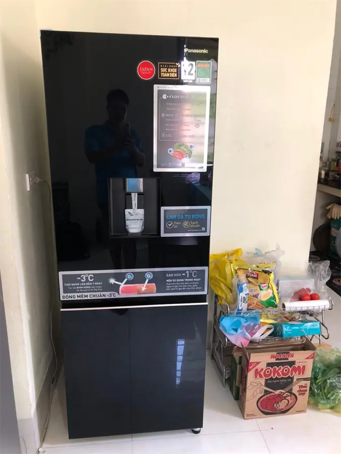 Khách hàng review Tủ lạnh Panasonic Inverter 300 lít NR-BV331WGKV 4