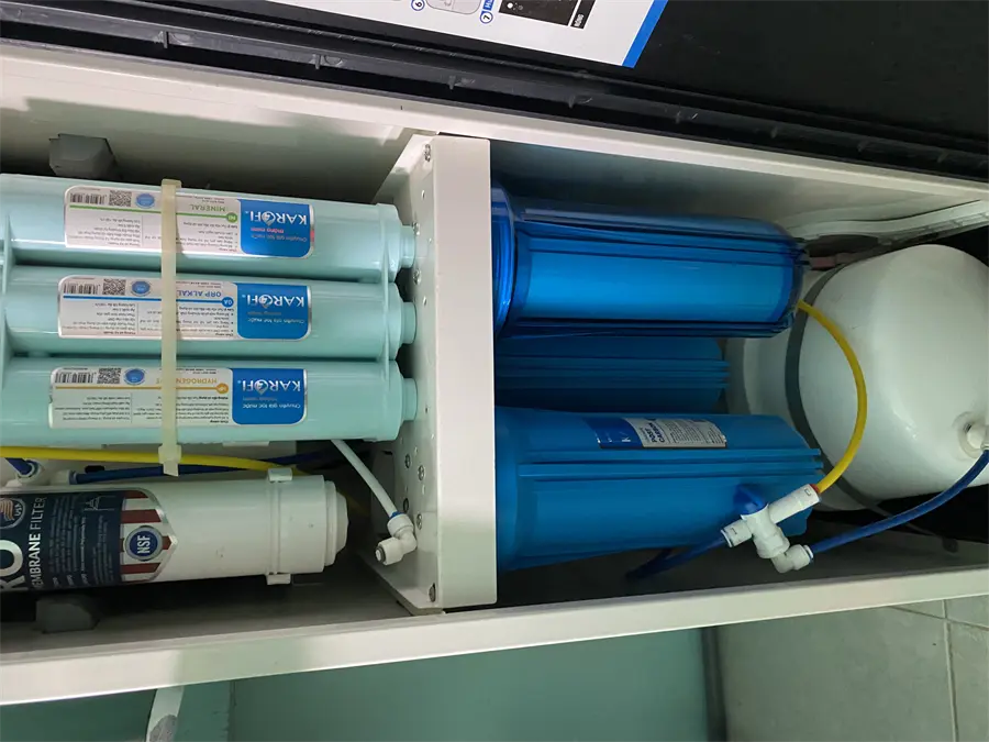 Khách hàng review Máy lọc nước RO nóng nguội lạnh Hydrogen Karofi KAD-X39 10 lõi 36