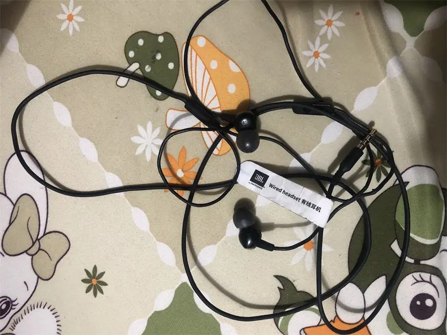 Khách hàng review Tai nghe Có Dây JBL C150 2