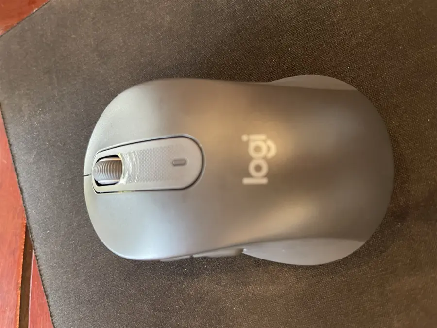 Khách hàng review Chuột Bluetooth Silent Logitech Signature M650 9