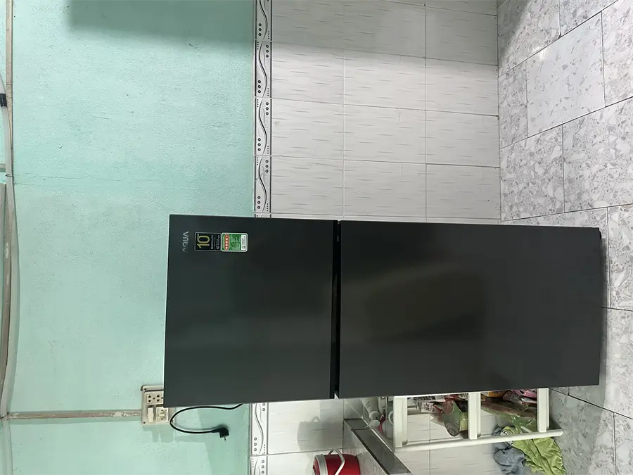Khách hàng review Tủ lạnh Aqua Inverter 212 lít AQR-T239FA(HB) 2