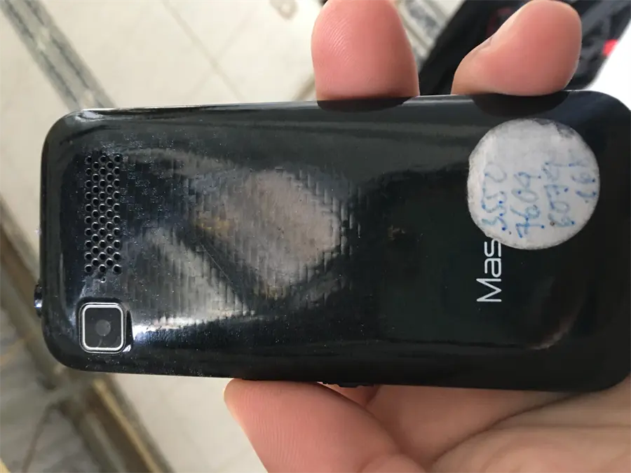 Khách hàng review Điện thoại Masstel FAMI 12 4G 2