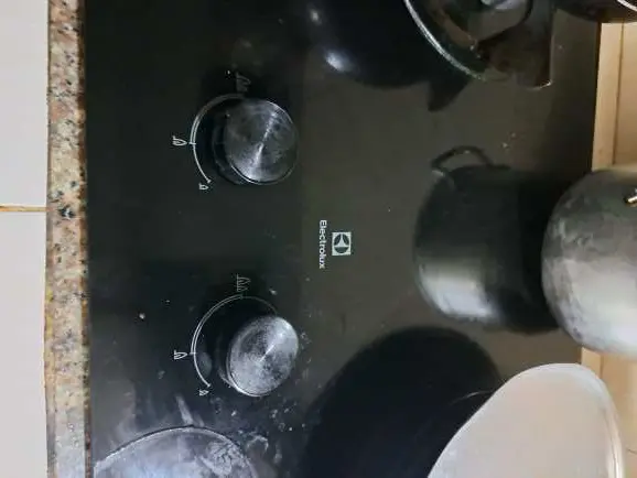 Khách hàng review Bếp ga âm Electrolux EHG7230BE 3