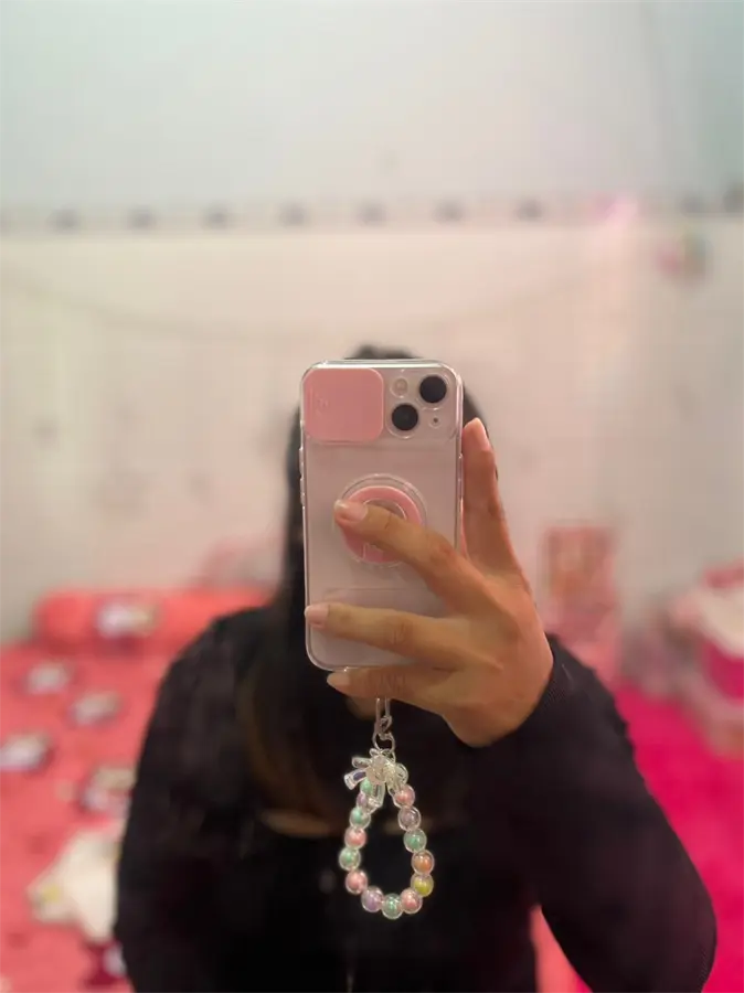 Khách hàng review Điện thoại iPhone 13 128GB 26
