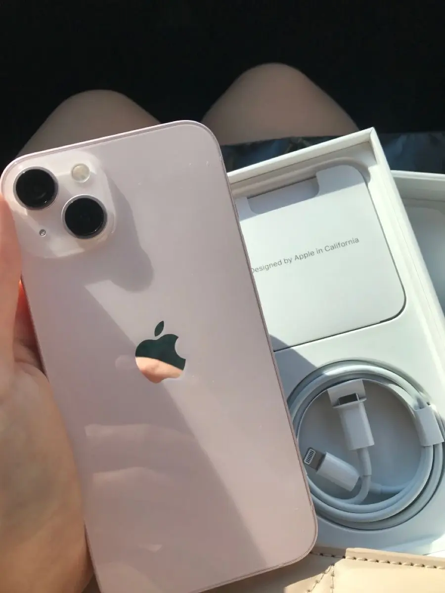 Khách hàng review Điện thoại iPhone 13 128GB 25