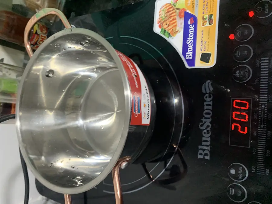Khách hàng review Chảo nhôm chống dính vân đá đáy từ 20 cm Sunhouse SH1120MG 4