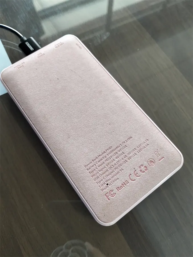 Khách hàng review Pin sạc dự phòng Polymer 10.000 mAh Type C PD QC3.0 18W Xmobile P68D 2