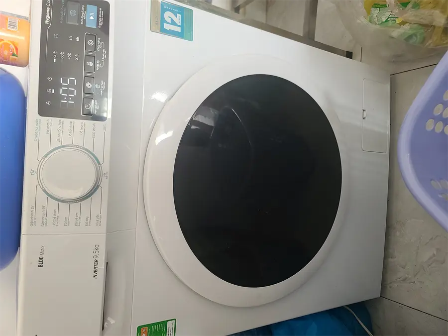 Khách hàng review Máy giặt Casper Inverter 9.5 KG WF-95I140BWC 10