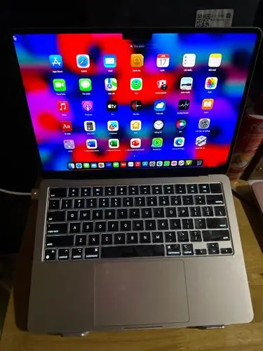 Khách hàng review Laptop MacBook Air 13 inch M2 16GB/512GB/10GPU 4