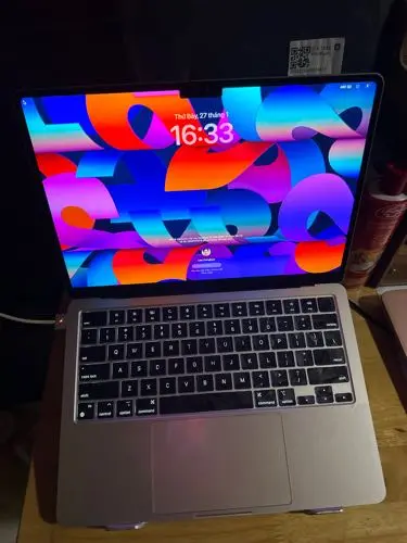 Khách hàng review Laptop MacBook Air 13 inch M2 16GB/512GB/10GPU 5