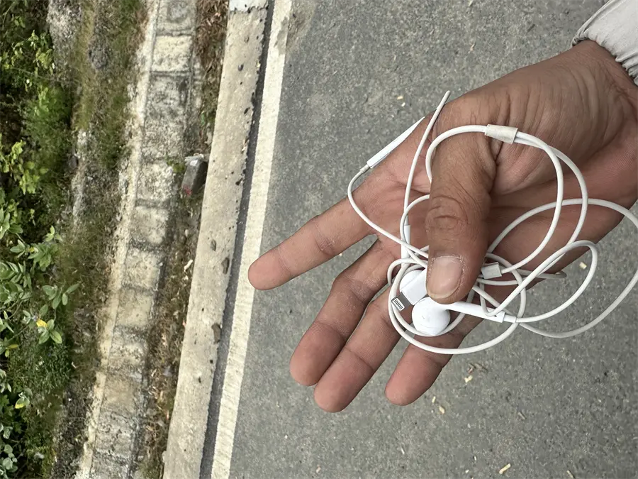Khách hàng review Tai nghe Có Dây Apple MMTN2 1