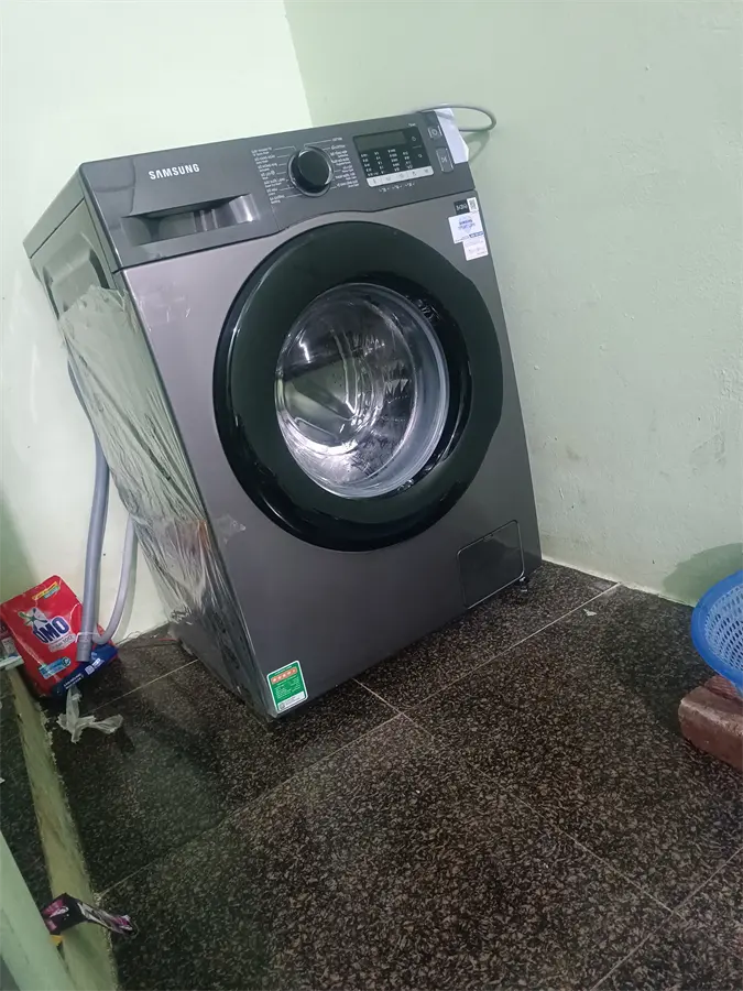 Khách hàng review Máy giặt Samsung Inverter 9.5 kg WW95TA046AX/SV 4