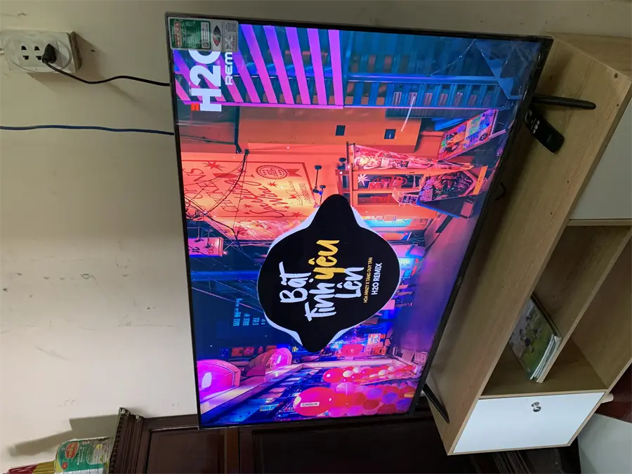 Khách hàng review Android Tivi Aqua 4K 55 inch AQT55D67UG 5