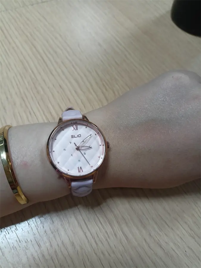Khách hàng review Đồng hồ ELIO Nắng Xuân 33 mm Nữ EL028-01 1