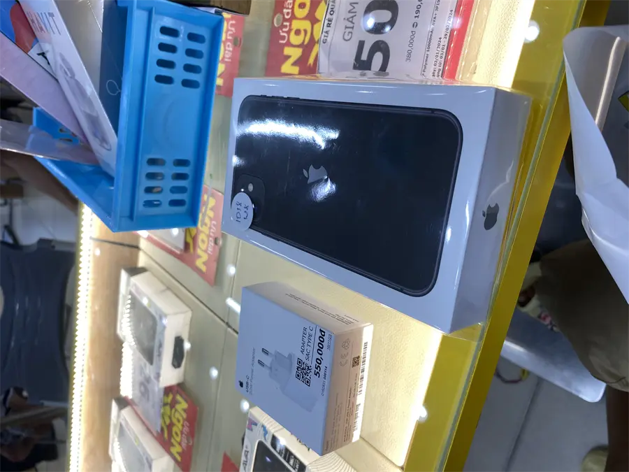 Khách hàng review Điện thoại iPhone 11 128GB 13
